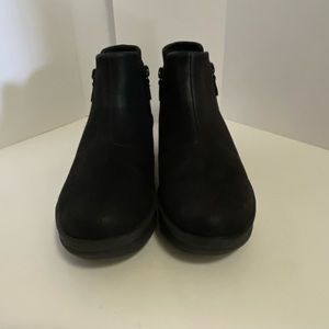 Women’s Clark’s Cloud Stepper Black Zip Wedge Ankle Boot